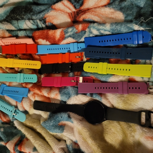 Samsung Galaxy Watch 4 40MM (GPS + Cellular) - Picture 12 of 13